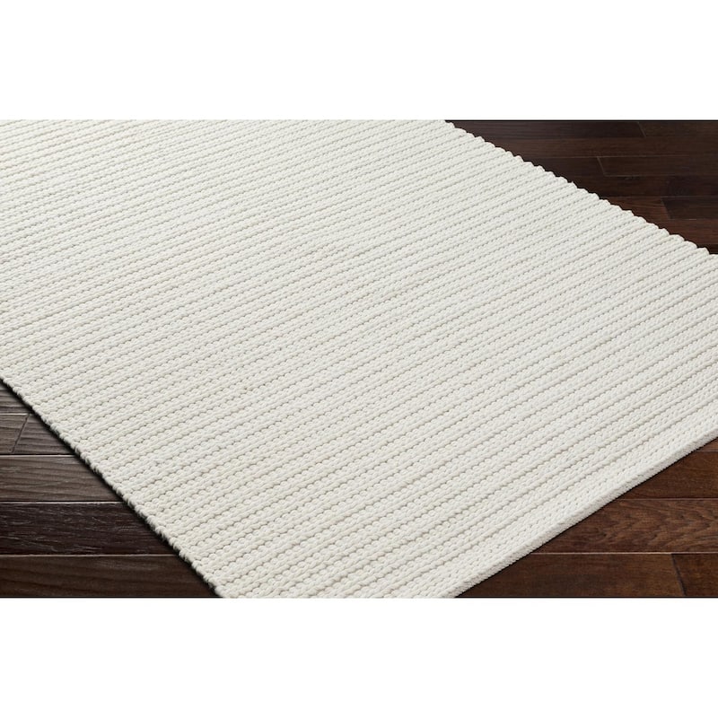 Livabliss Sundance Casual Dots Area Rug