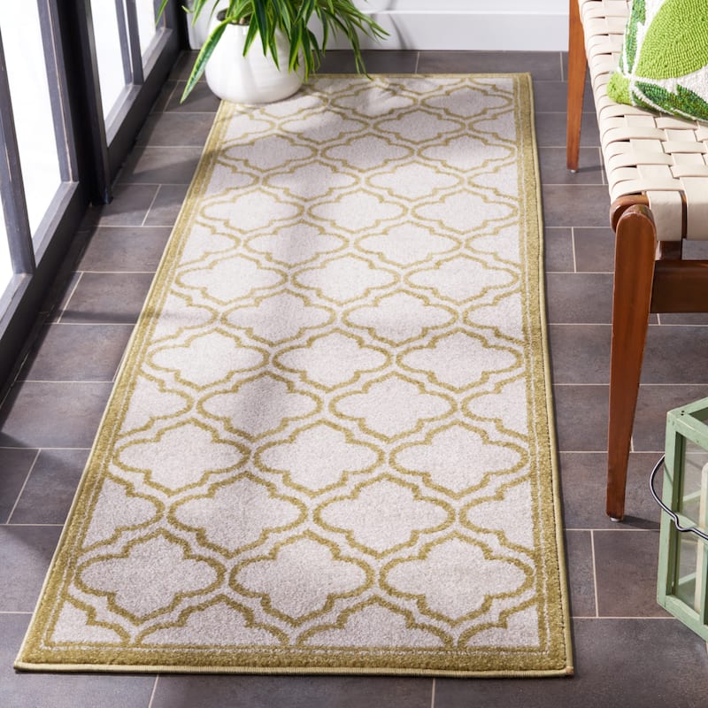 SAFAVIEH, Amherst Doraline Modern Rug - 2'3" x 7' Runner - Ivory/Light Green
