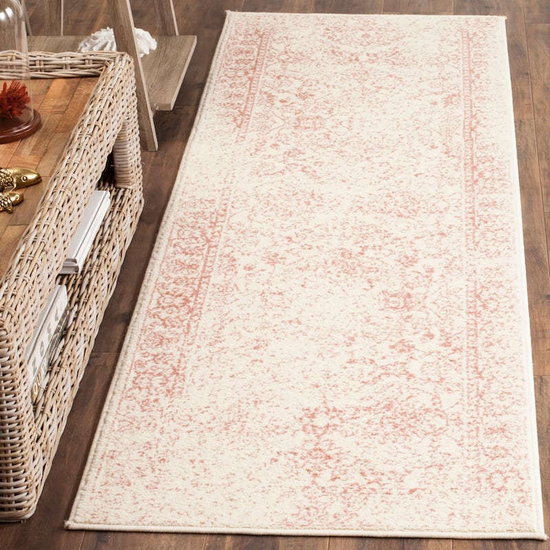 SAFAVIEH Adirondack Dakota Rustic Shabby Chic Distressed Rug - 2'6" x 6'  Runner - Ivory/Rose