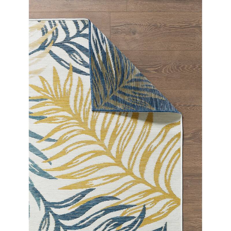Domani Novarro Palm Beach Tropical Palms Reversible Indoor / Outdoor Area Rug