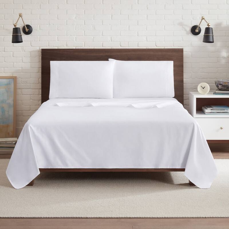 Aston & Arden 600 Thread Count Cotton Sateen Sheet Set