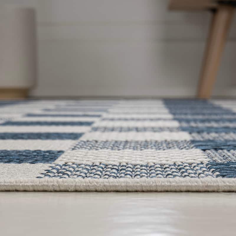 JONATHAN Y Biot Traditional Geometric Bold Gingham Black/Cream Indoor/Outdoor Area Rug