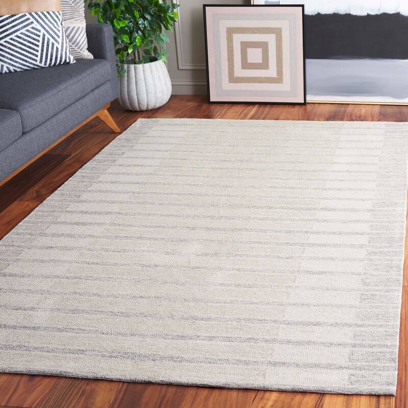 SAFAVIEH Handmade Ebony Fethiye Modern & Contemporary Wool Rug - 4' x 6' - Beige/Grey