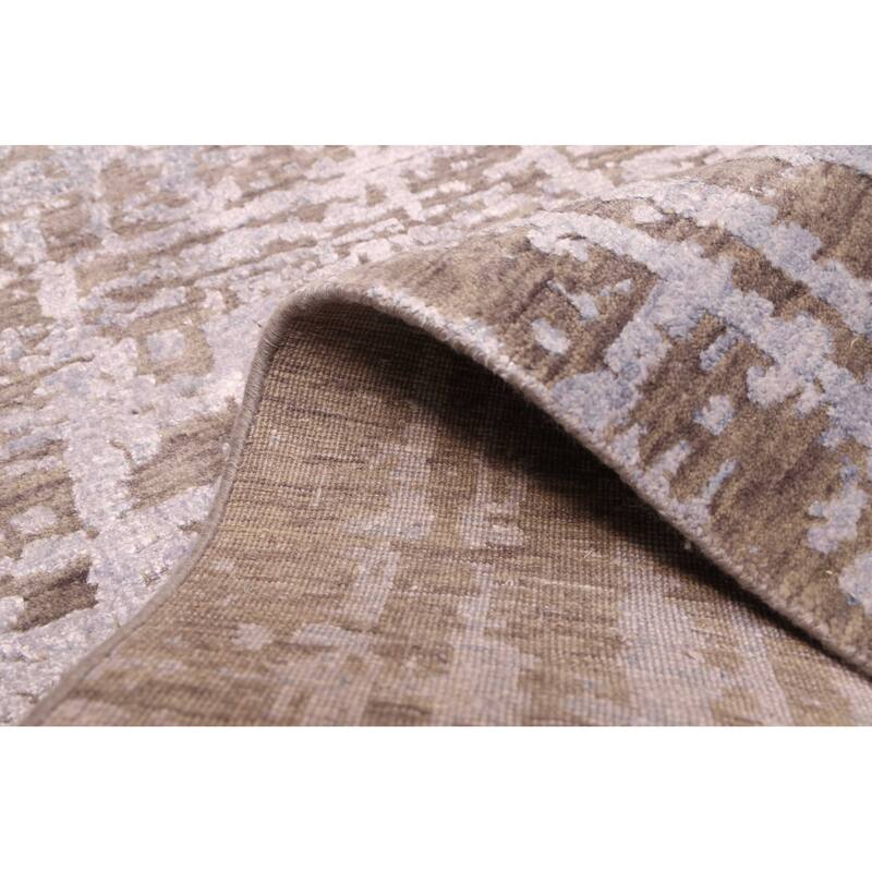 ECARPETGALLERY Hand-knotted Legacy Taupe Silk, Wool Rug - 2'6 x 9'10