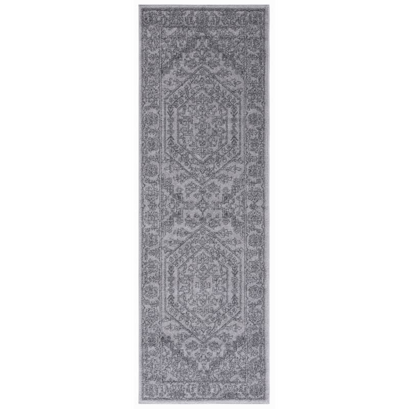 SAFAVIEH Adirondack Cheyenne Rustic Oriental Medallion Rug