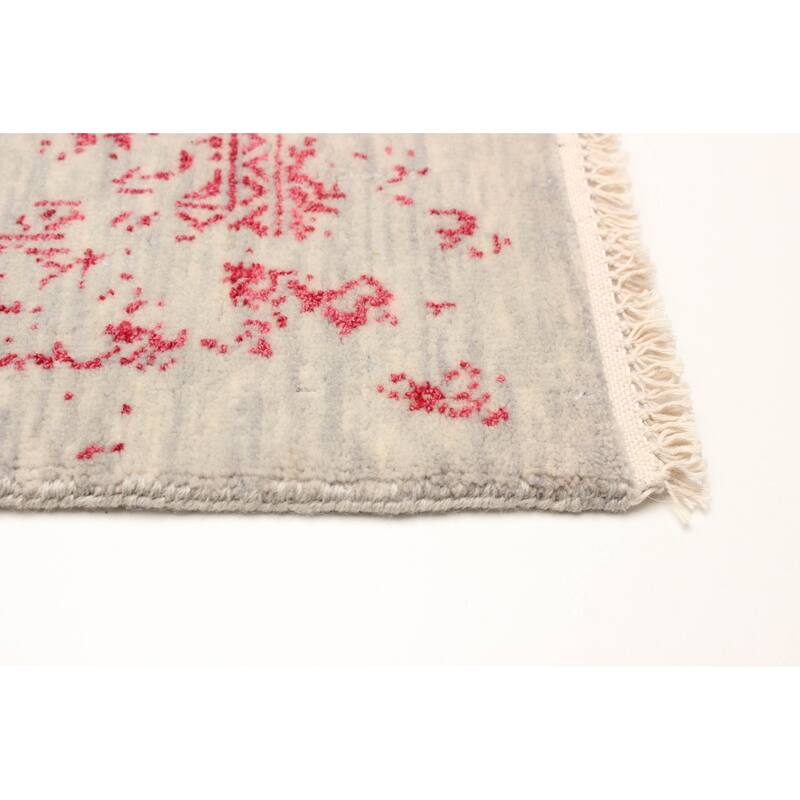 ECARPETGALLERY Hand-knotted Heritage Dark Pink Silk, Wool Rug - 2' 9" x 10' 7"