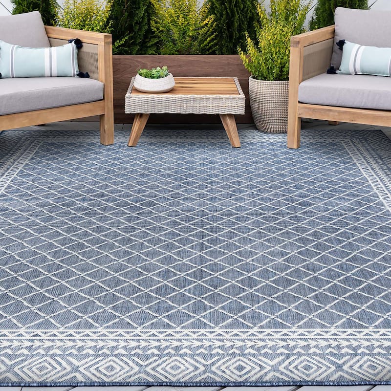 Exo Coastal Diamond Indoor/Outdoor Area Rug - 7'11'' x 10'3'' - Blue/Cream