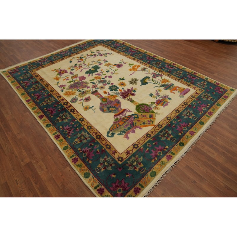 Hand-knotted Traditional Wool Beige Floral Oriental Area Rug - 9' 7'' X 7' 7''