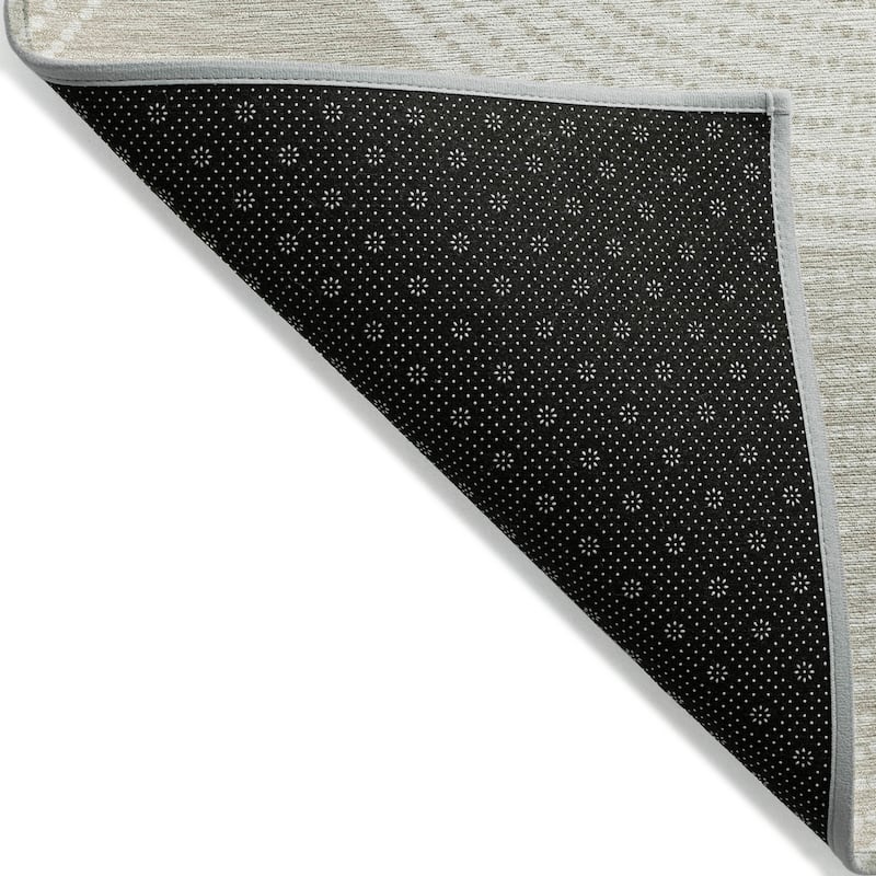 Machine Washable Indoor/ Outdoor Casual Circles Chantille Rug