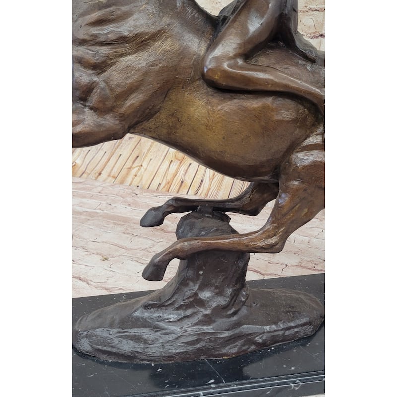 Frederic Remington Warrior Bronze Sculpture Statue Native American Headdress 20 Inches X 25 Inches