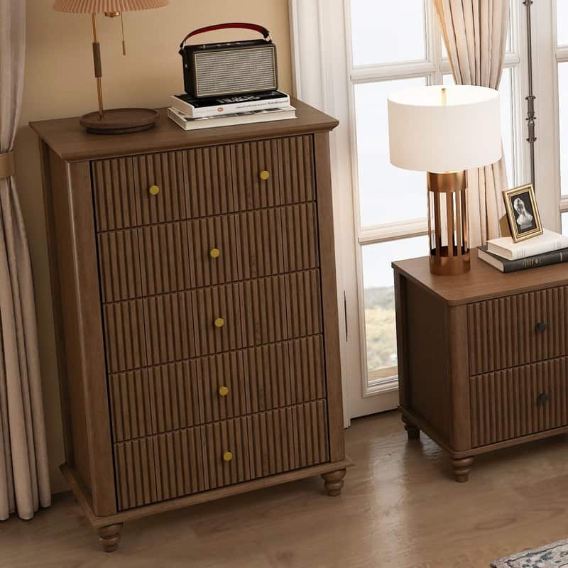 Modern Fluted 5 Drawer Dresser with Metal Handles for Stylish Bedroom Organization and Storage