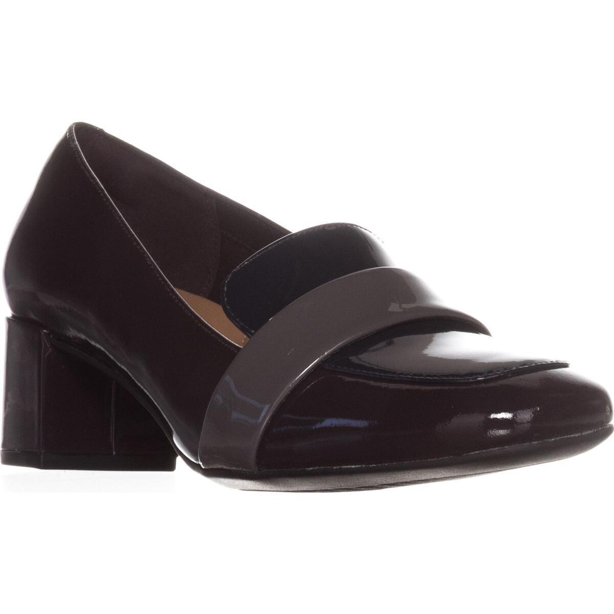 aubergine pumps