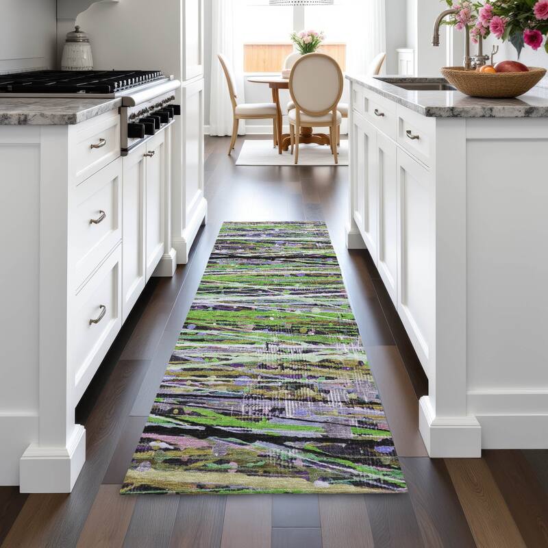 Machine Washable Indoor/Outdoor Abstract Stripes Chantille Rug