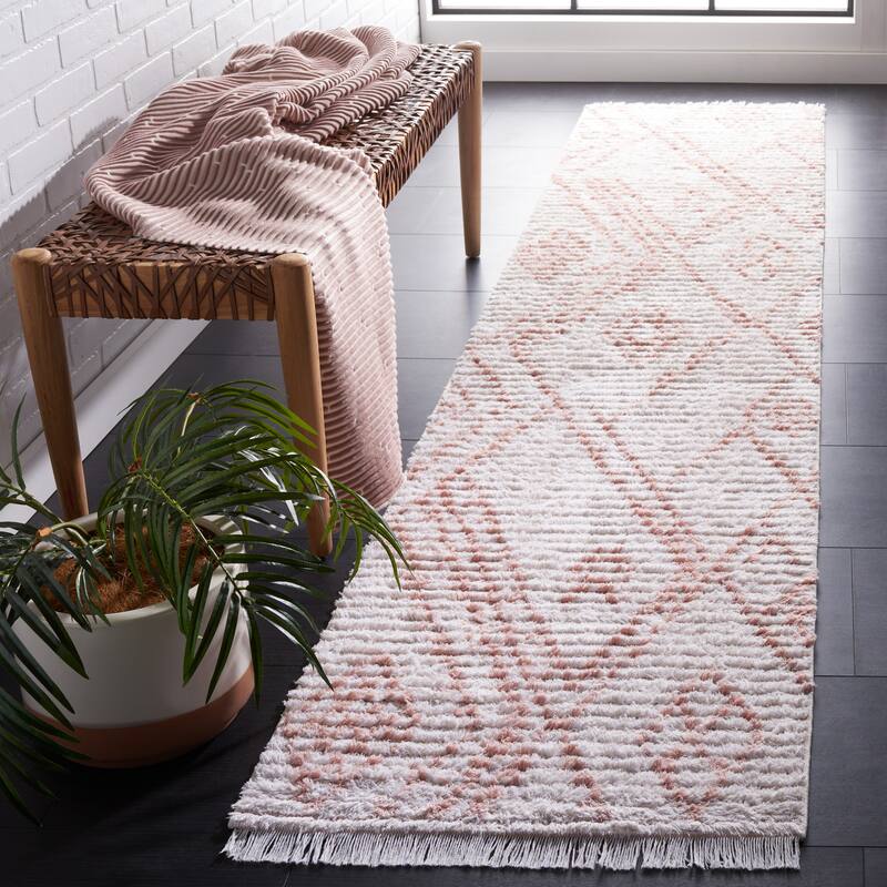 SAFAVIEH Augustine Riek Boho Fringe Rug