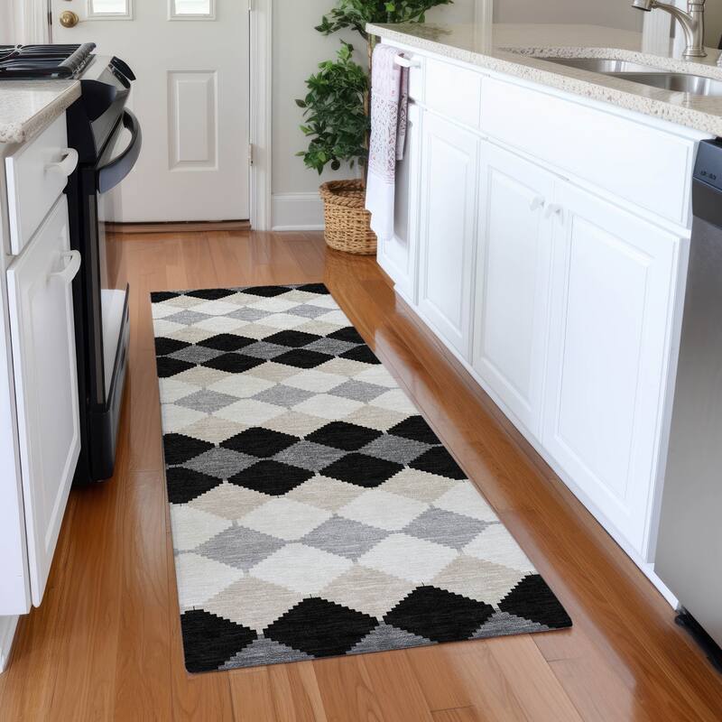 Premium Washable Super Soft Diamond Modern Mayfield Rug - Black - 2'3" x 7'6"