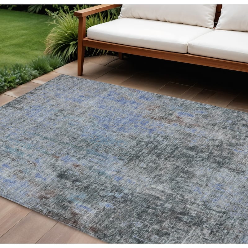 HomeRoots Abstract Transitional Rectangle Outdoor Rug - 8' X 10'