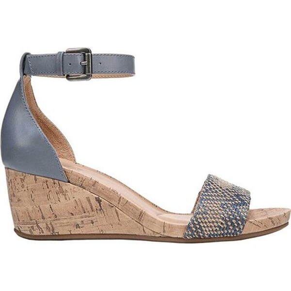 naturalizer cami sandal