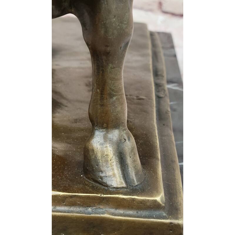 Sturdy Bronze Imitative Bull Statue On Marble Base – Powerful Animal Sculpture With Realistic Detail