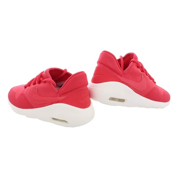 nike fuschia shoes