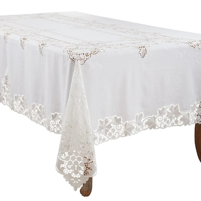 Tablecloth With Lace Design