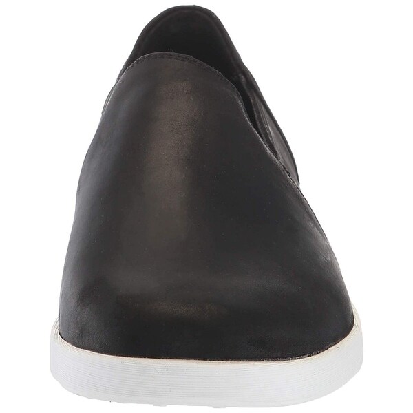 chaco ionia slip on