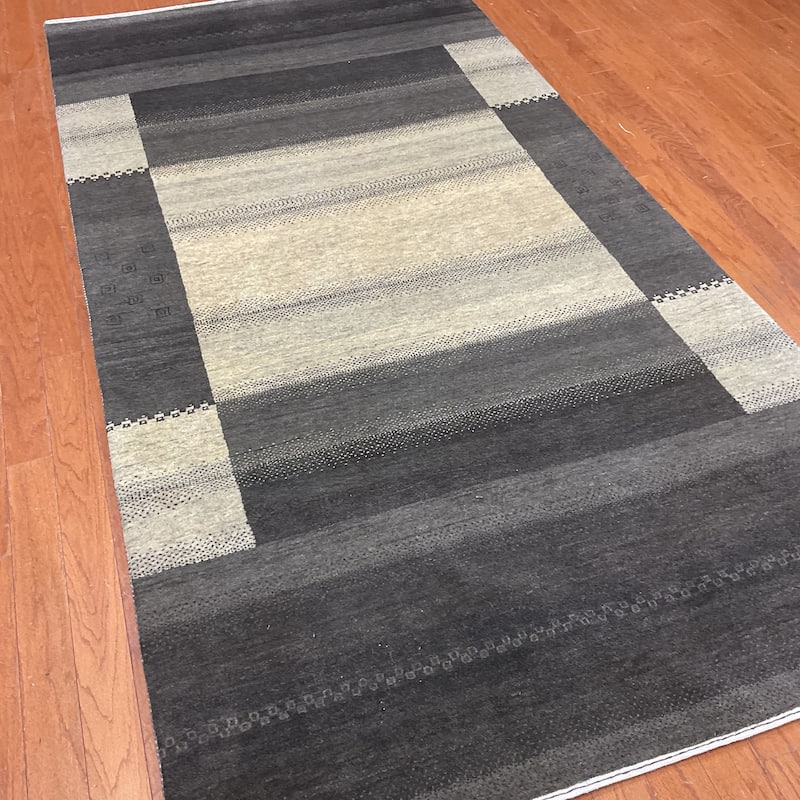 HERAT ORIENTAL Hand-knotted 4'1 x 8'1 Indo Gabbeh Wool Rug - 4'1" x 8'
