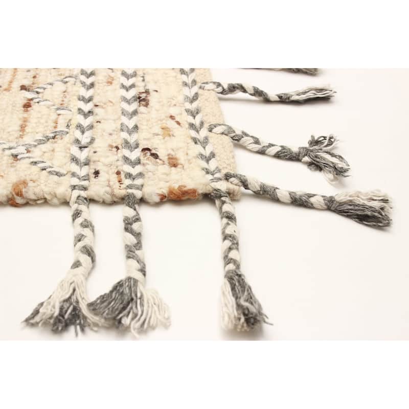 Sienna Cream Rug 5'6" x 7'7" - 5'6 x 7'7