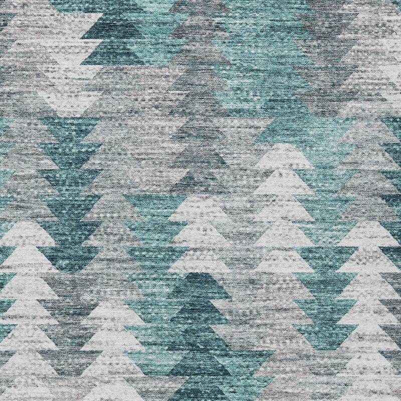HomeRoots Geometric Transitional Rectangle Outdoor Rug