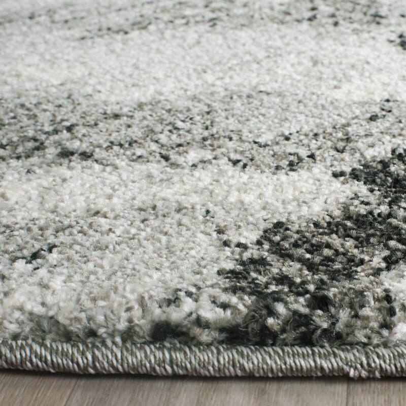 SAFAVIEH Retro Delfina Modern Abstract Distressed Rug