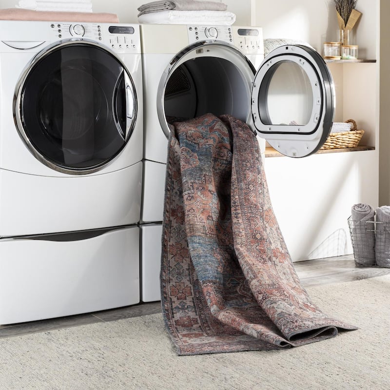 Livabliss Traditional Colin Medallion Washable Area Rug
