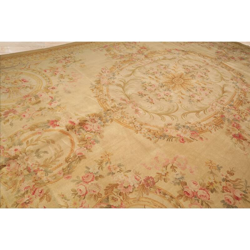 11'9''x17'10'' Hand Knotted Wool Beige French Aubusson Savonerrie Floral Rug - 11' 9'' x 17' 10''