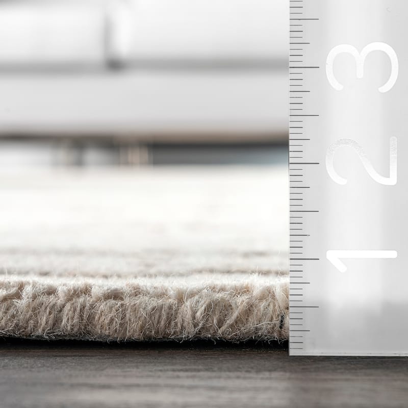 Nuloom Hand Tufted Wilhelmina Area Rug