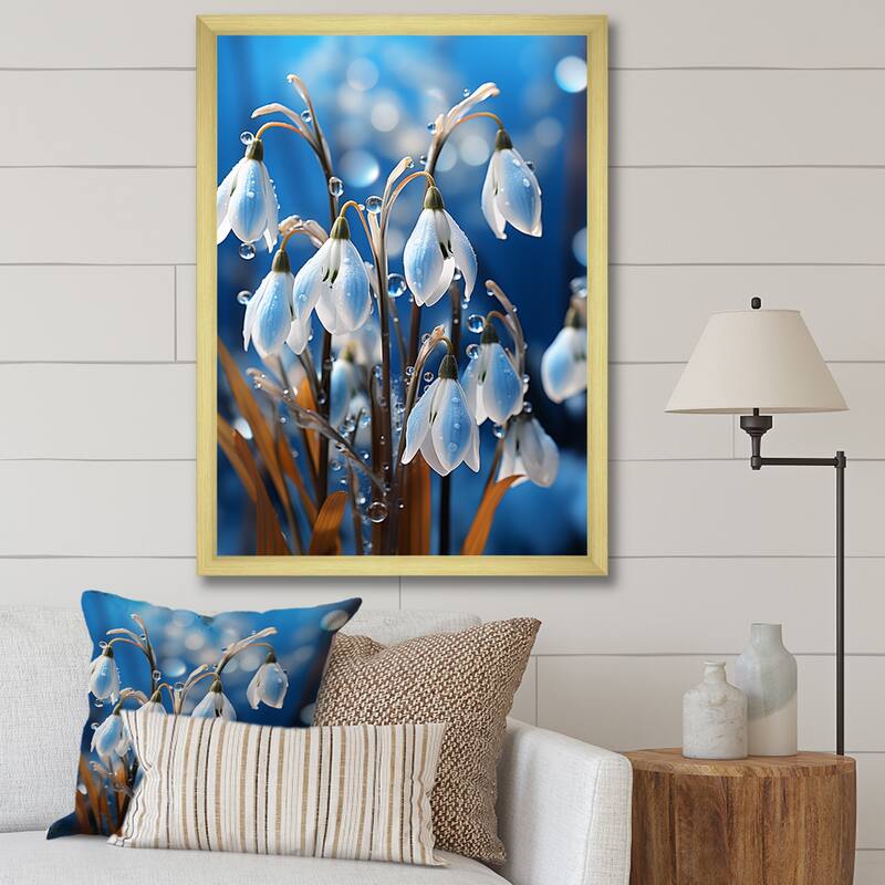 Designart "Winter Snowdrop Flower Photography I" Snowdrops Framed Wall Art Living Room - 30 in. wide x 40 in. high - Gold