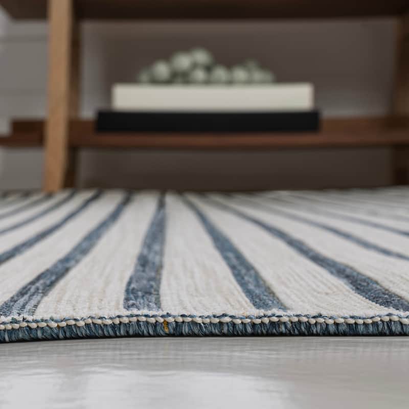 JONATHAN Y Reversible Pollux Classic Coastal Pinstripe Machine-Washable Navy/Cream Indoor/Outdoor Area Rug
