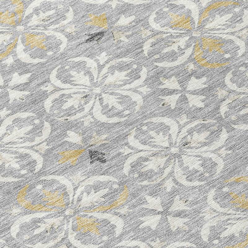 HomeRoots Floral Transitional Rectangle Outdoor Rug