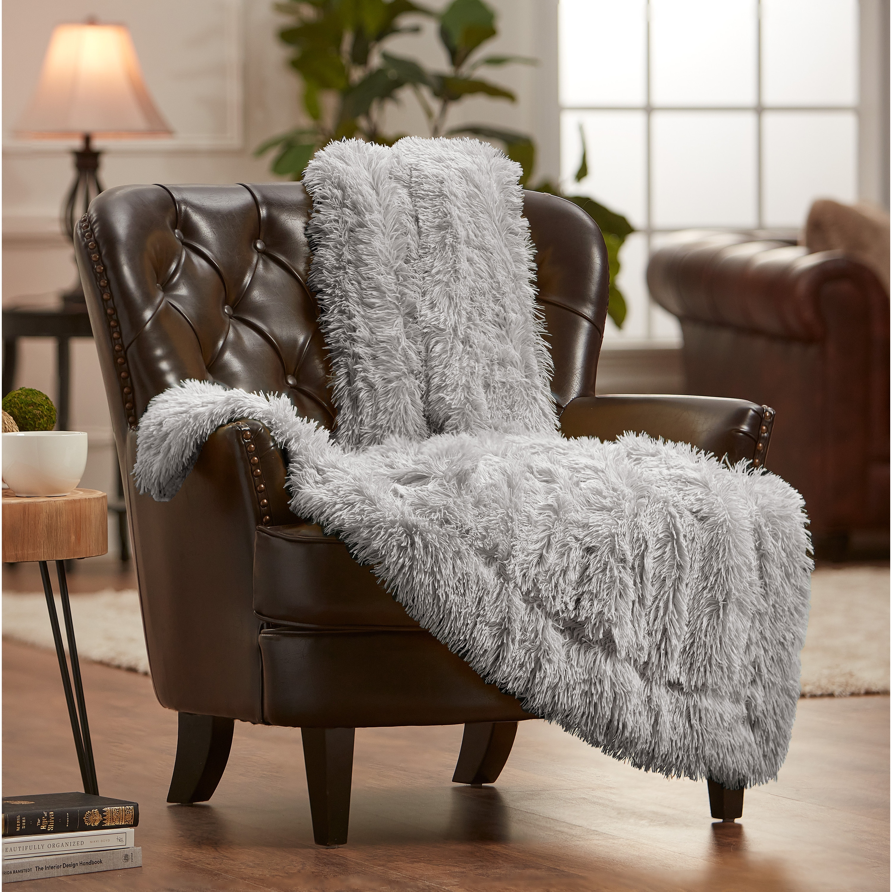 Shaggy faux fur top throw blanket