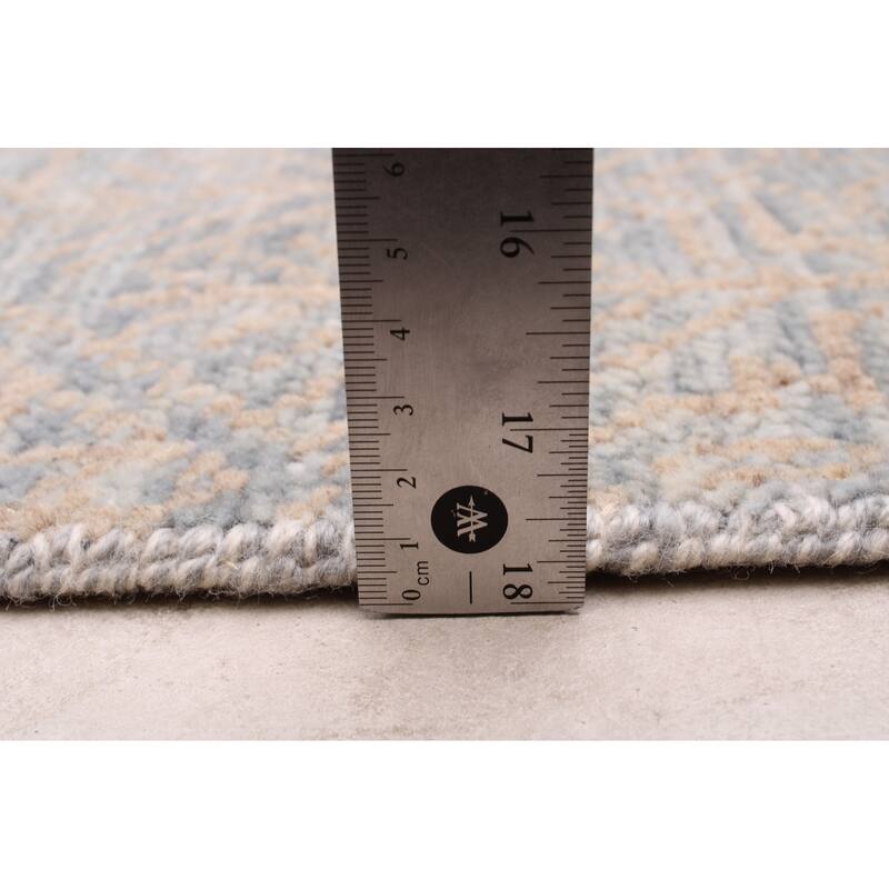 ECARPETGALLERY Hand-knotted Mystique Grey Wool Rug - 6'0 x 9'4