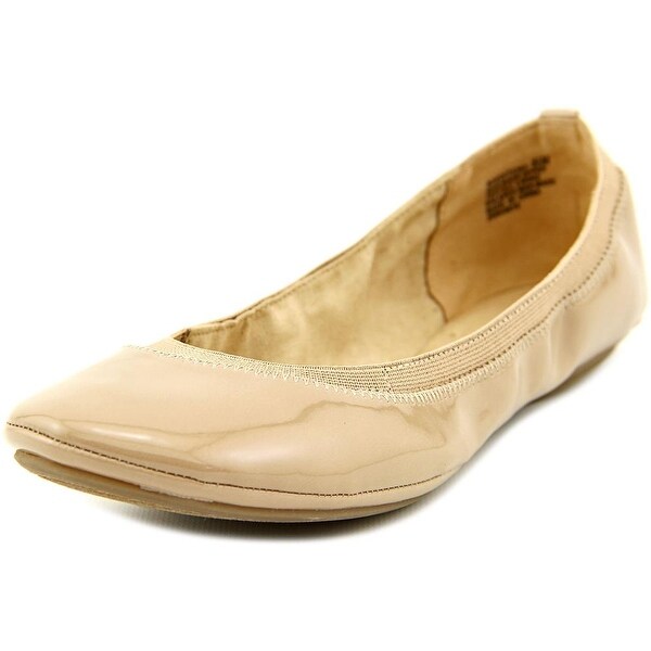 round toe bandolino flats