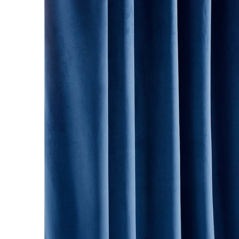 Exclusive Fabrics Plush Velvet Room Darkening Curtain (1 Panel)