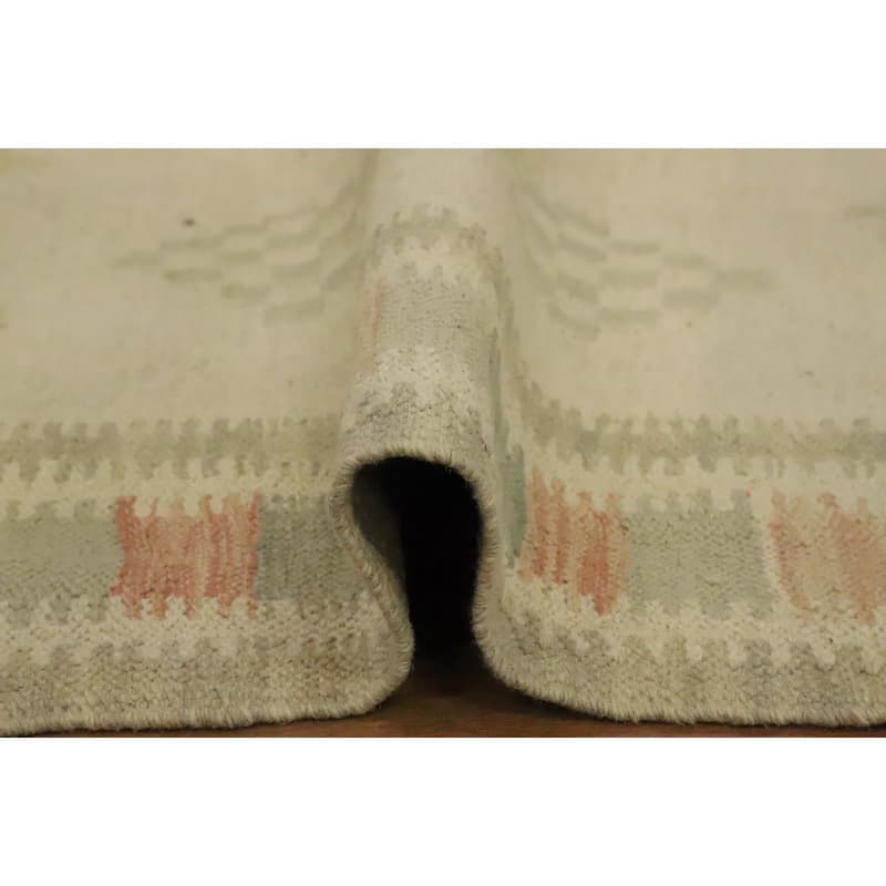 Hand Woven Oriental 100% Wool Carpet Southwestern Tribal Beige & Ivories Kilim Area Rug - 6' 0'' X 4' 1''