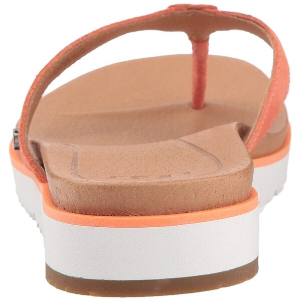 ugg lorrie flip flops