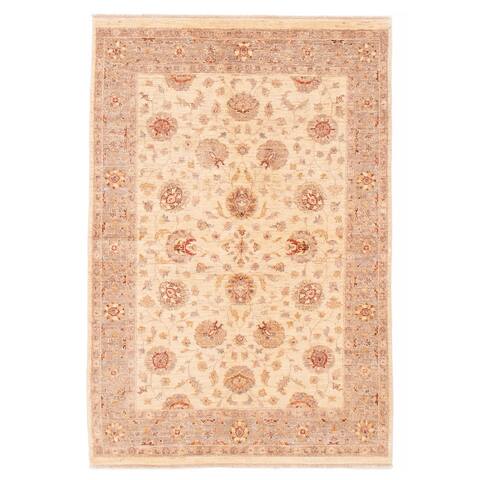 ECARPETGALLERY Hand-knotted Peshawar Oushak Cream Wool Rug - 4'6 x 6'6
