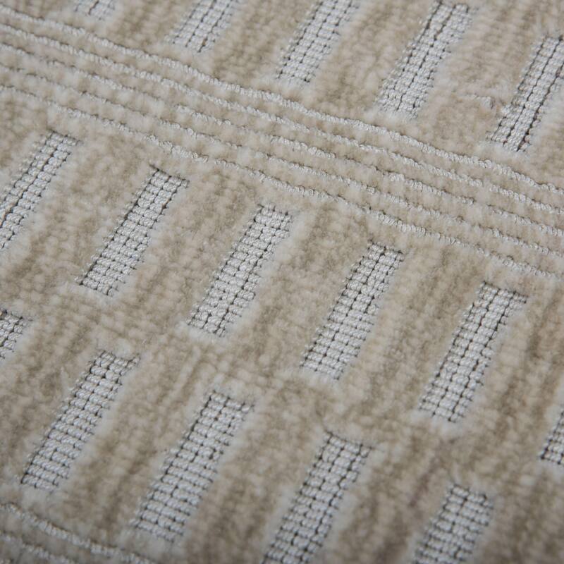 Alora Decor Pure Hand Loomed High/Low Geometric Rug