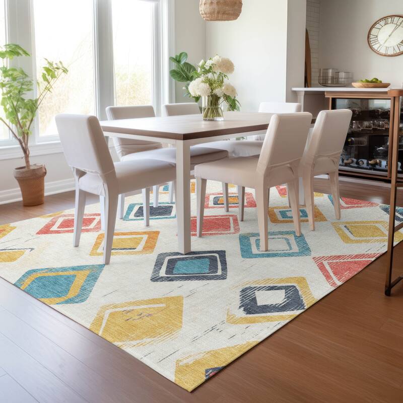 Machine Washable Indoor/Outdoor Diamond Contemporary Chantille Rug