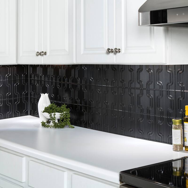 FASÄDE Chain Decorative Vinyl Backsplash Panel