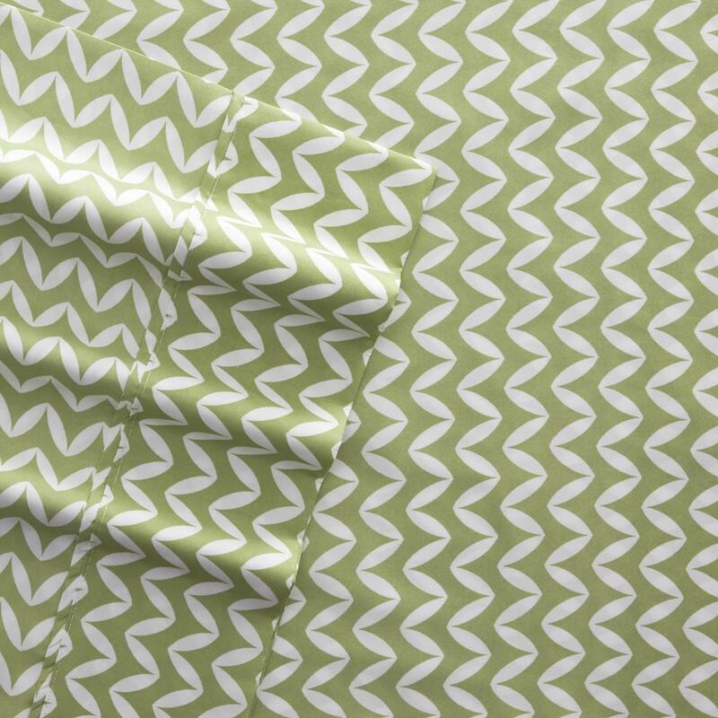Becky Cameron Ultra Soft Printed 4 Piece Deep Pocket Bed Sheet Set - Queen - puffed chevron-sage