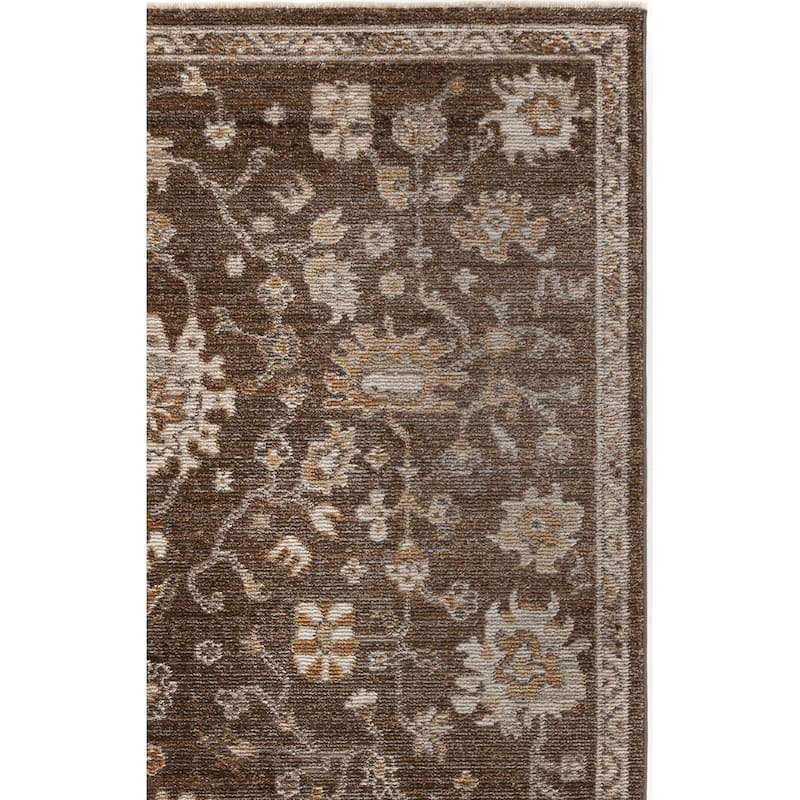 SAFAVIEH Hazel Maibrit Traditional Oriental Rug