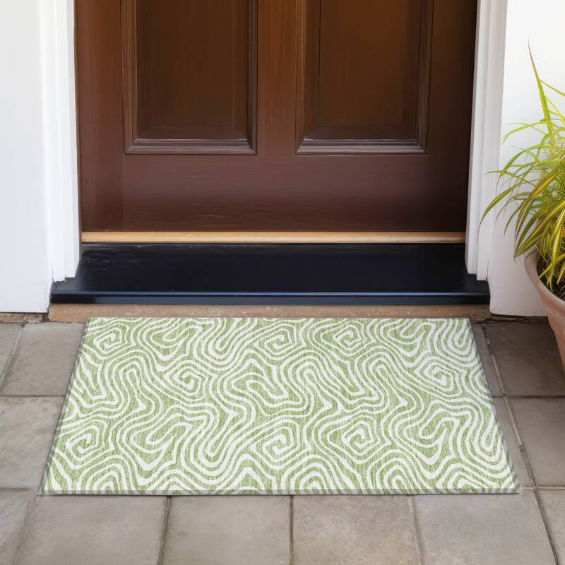 Machine Washable Indoor/ Outdoor Abstract Modern Chantille Rug - Aloe - 1'8" x 2'6"