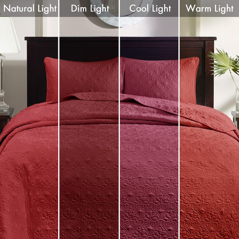 Madison Park Mansfield Reversible Oversized 3-piece Solid Texture Bedspread Quilt Set with Matching Shams