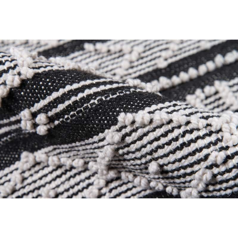 Momeni Otto Handwoven Geometric Black Indoor/Outdoor Rug